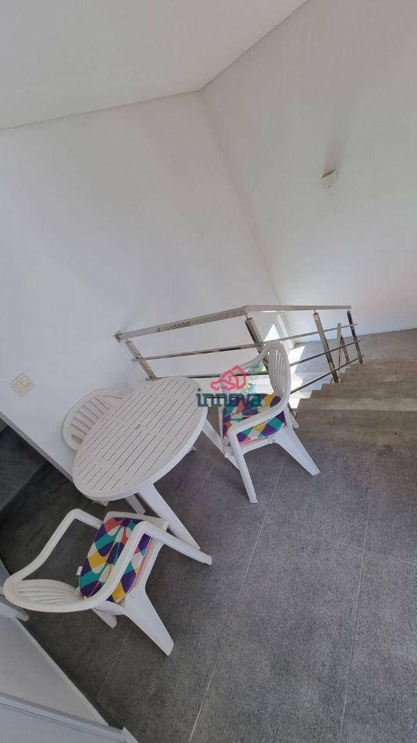 Sobrado à venda com 3 quartos, 300m² - Foto 12