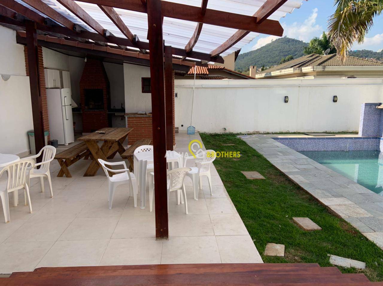 Casa de Condomínio à venda com 4 quartos, 450m² - Foto 9