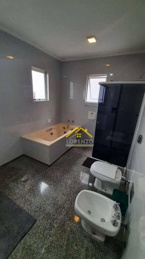 Sobrado à venda com 3 quartos, 300m² - Foto 31