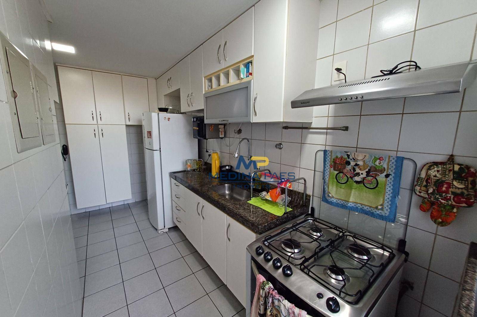 Apartamento à venda com 2 quartos, 95m² - Foto 3