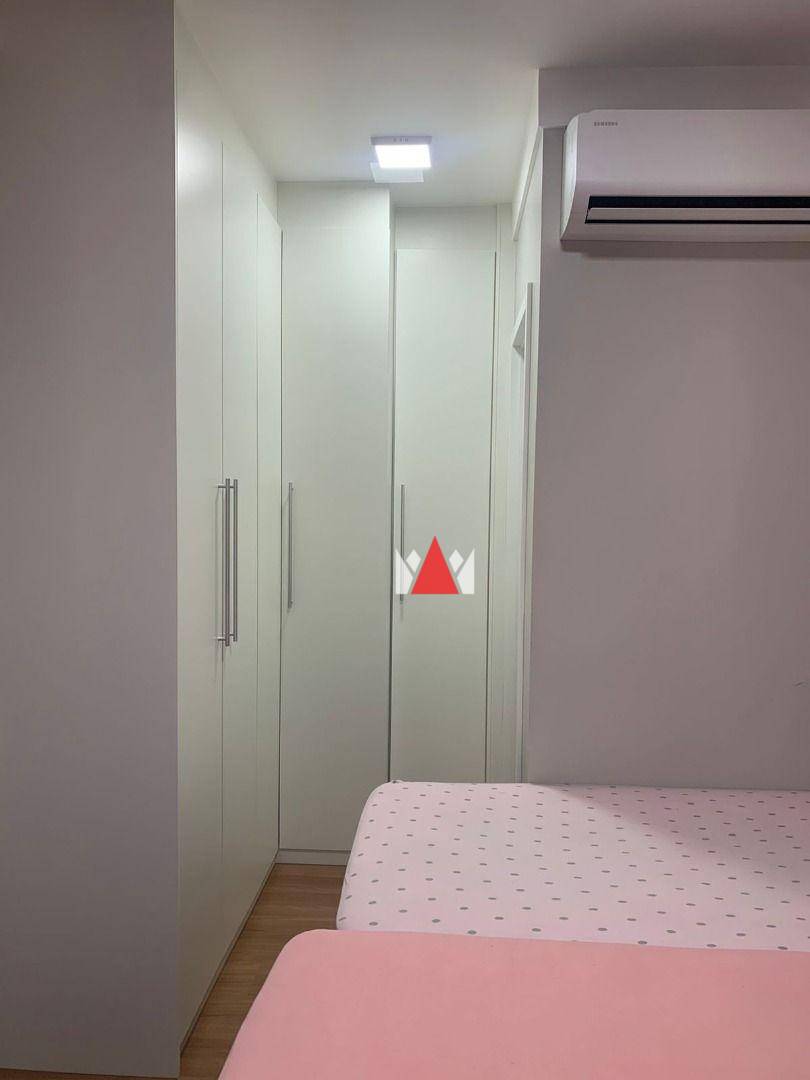 Apartamento à venda com 2 quartos, 62m² - Foto 3