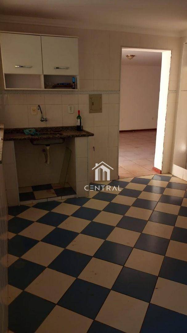 Casa de Condomínio à venda com 3 quartos, 330m² - Foto 49