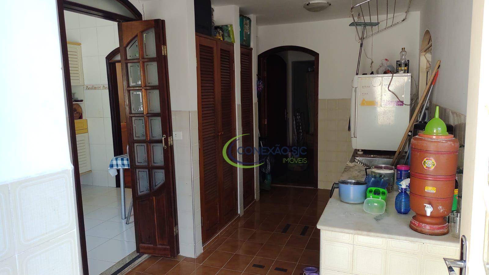 Casa à venda com 3 quartos, 181m² - Foto 15