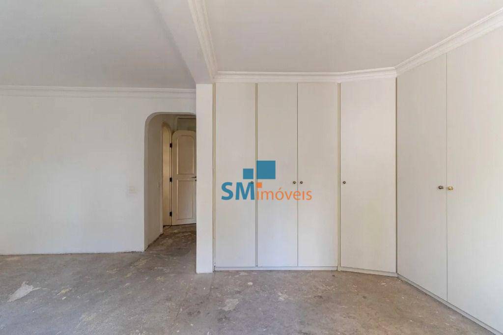 Apartamento à venda com 4 quartos, 231m² - Foto 13