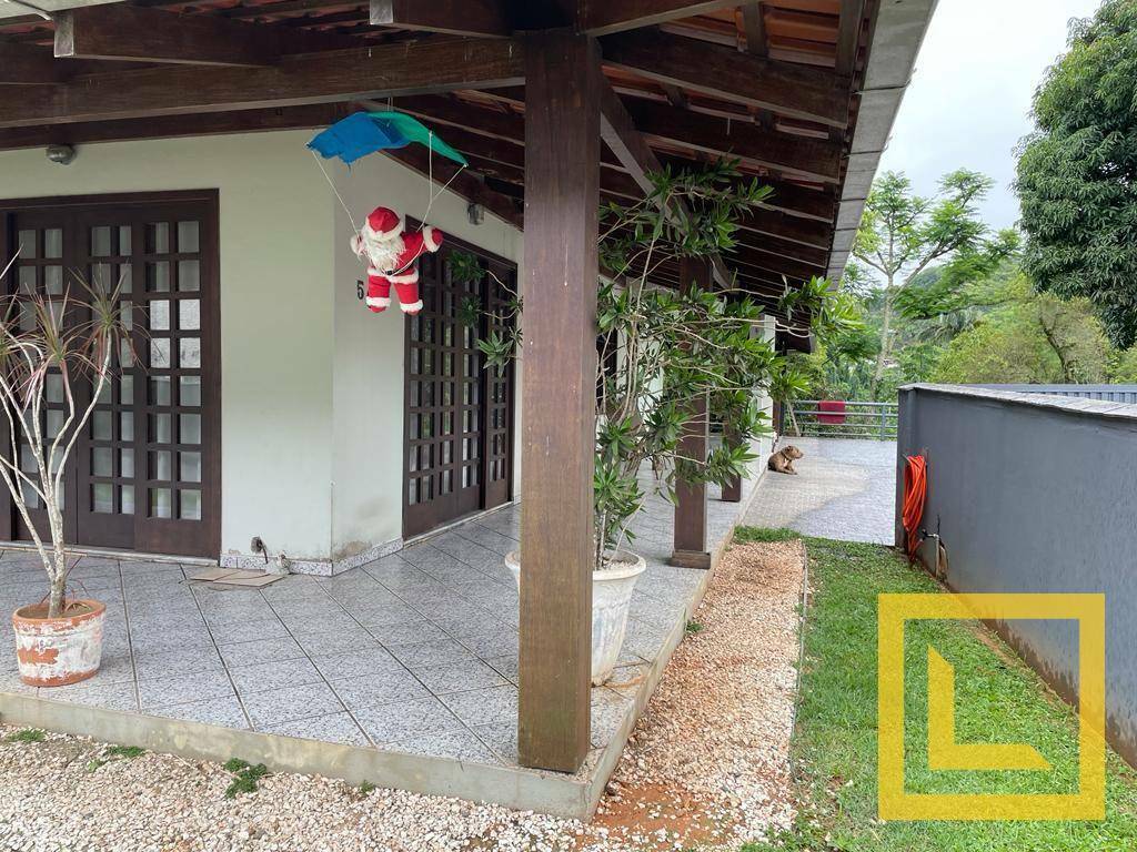 Casa à venda com 4 quartos, 500M2 - Foto 2