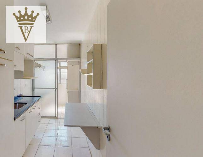 Apartamento à venda com 2 quartos, 68m² - Foto 5