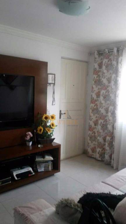 Apartamento à venda com 2 quartos, 49m² - Foto 11