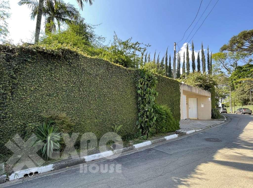 Casa à venda com 5 quartos, 1943m² - Foto 2