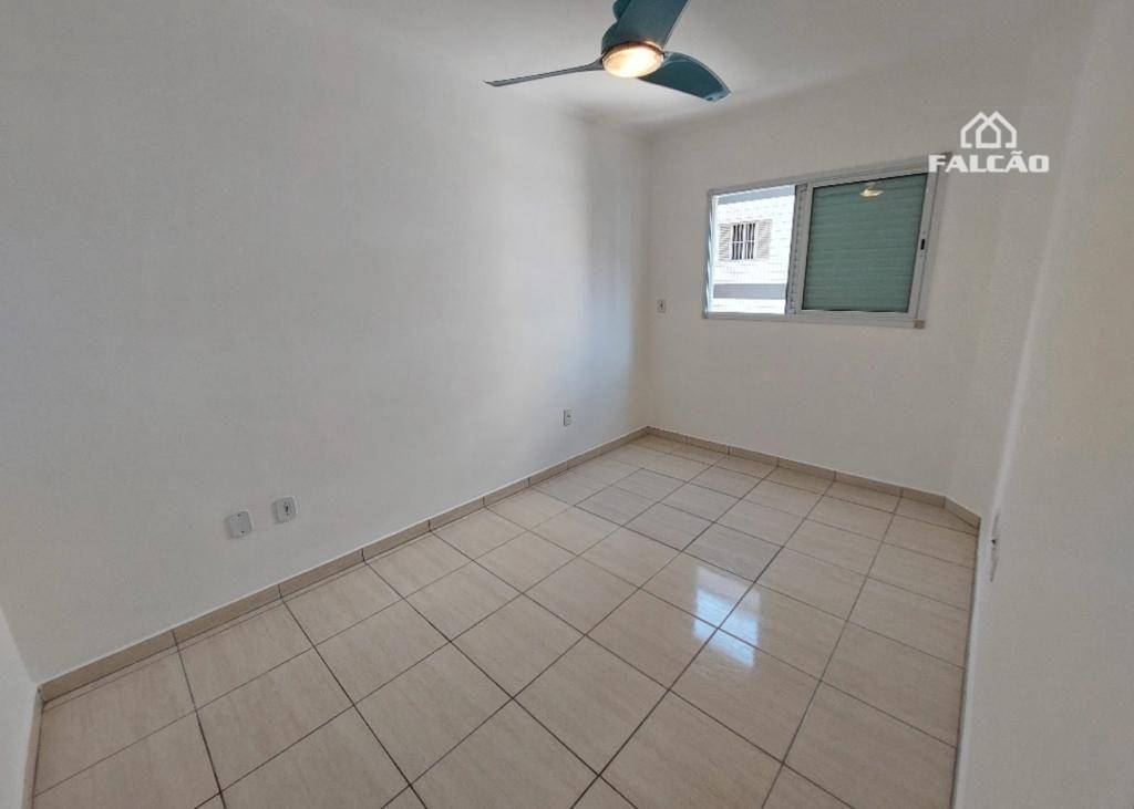 Apartamento à venda com 3 quartos, 132m² - Foto 13