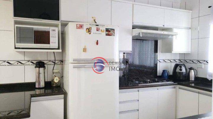 Sobrado à venda com 3 quartos, 207m² - Foto 15