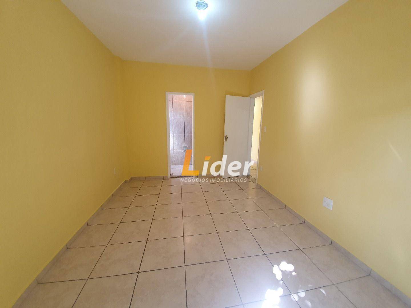 Apartamento para alugar com 3 quartos, 90m² - Foto 14