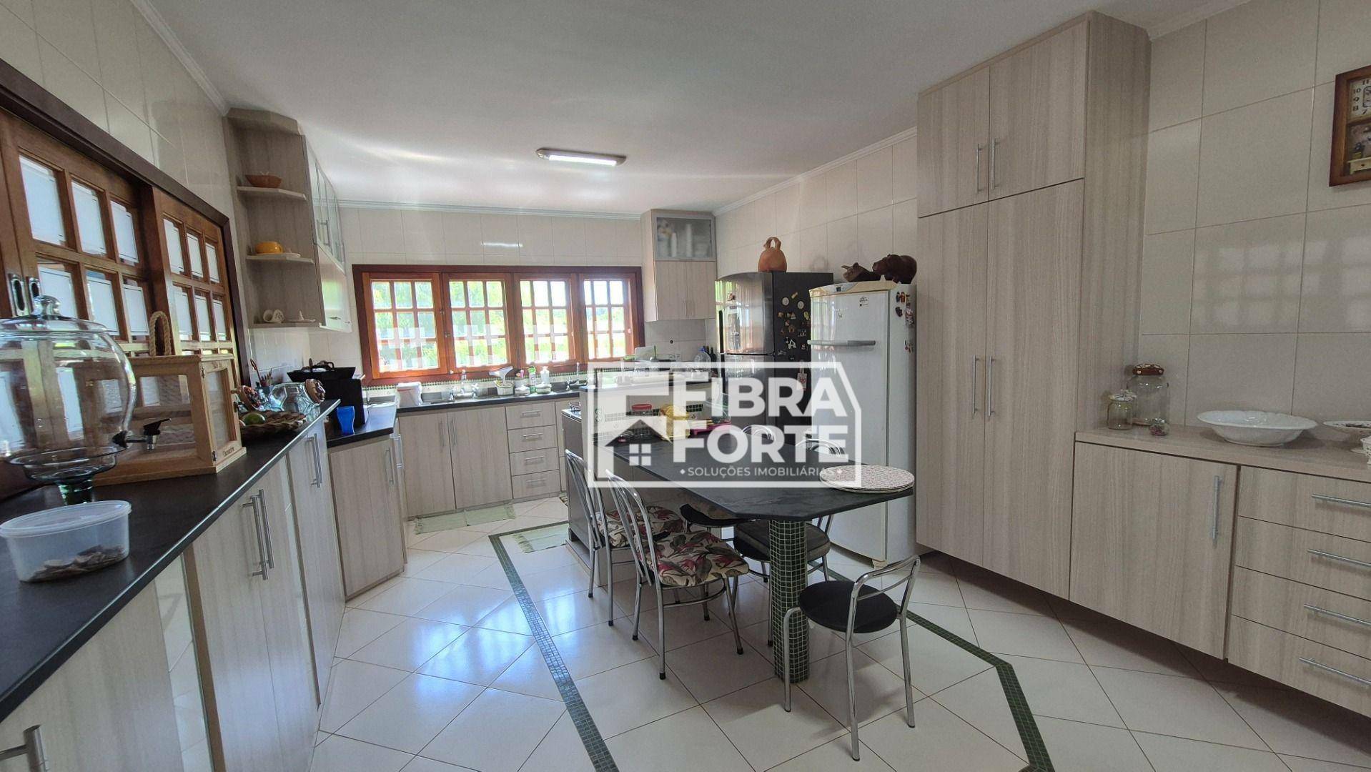 Chácara à venda com 5 quartos, 562m² - Foto 12