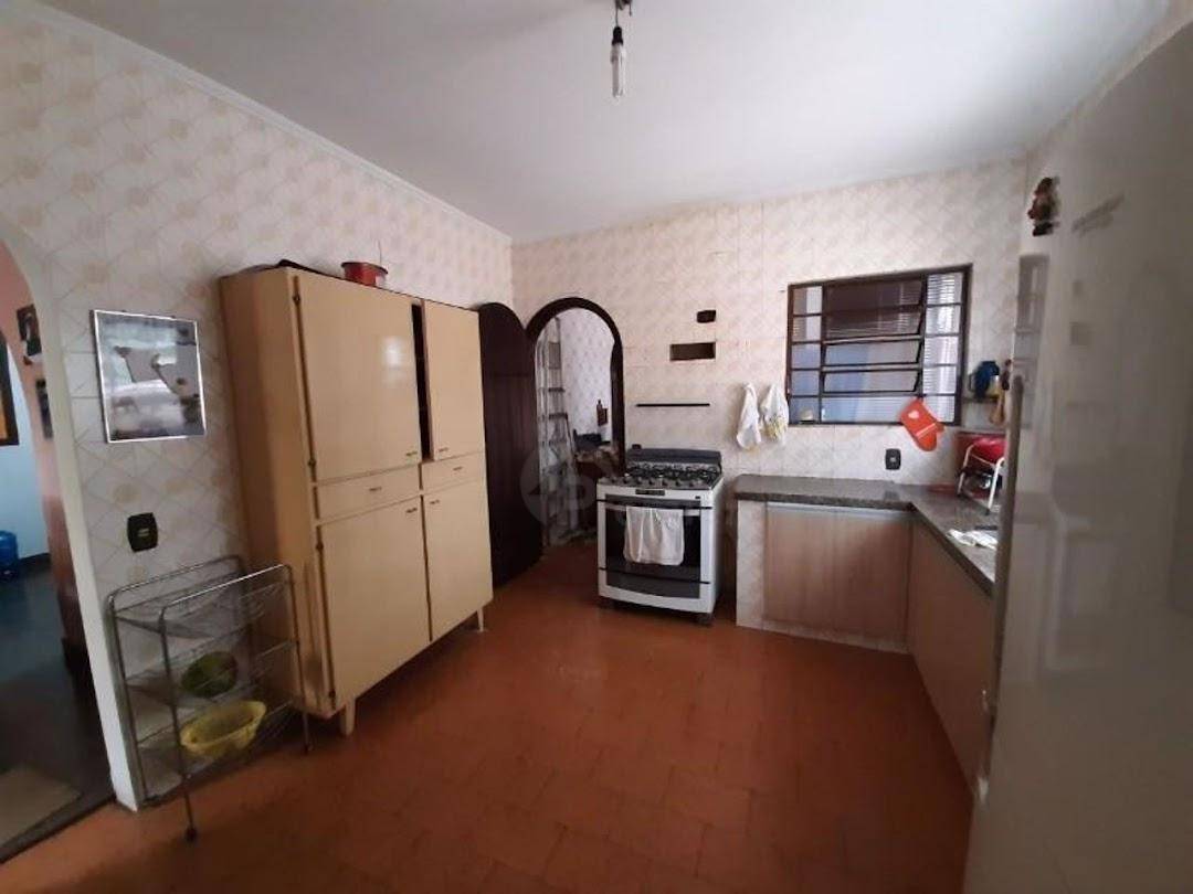 Casa à venda com 5 quartos, 600m² - Foto 17