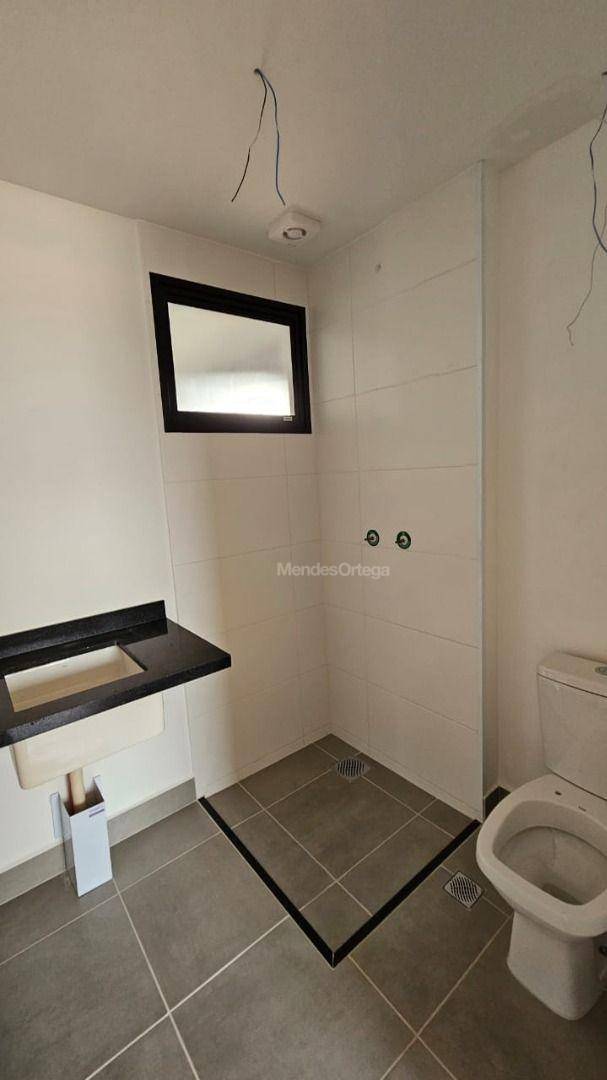 Apartamento à venda com 2 quartos, 67m² - Foto 24