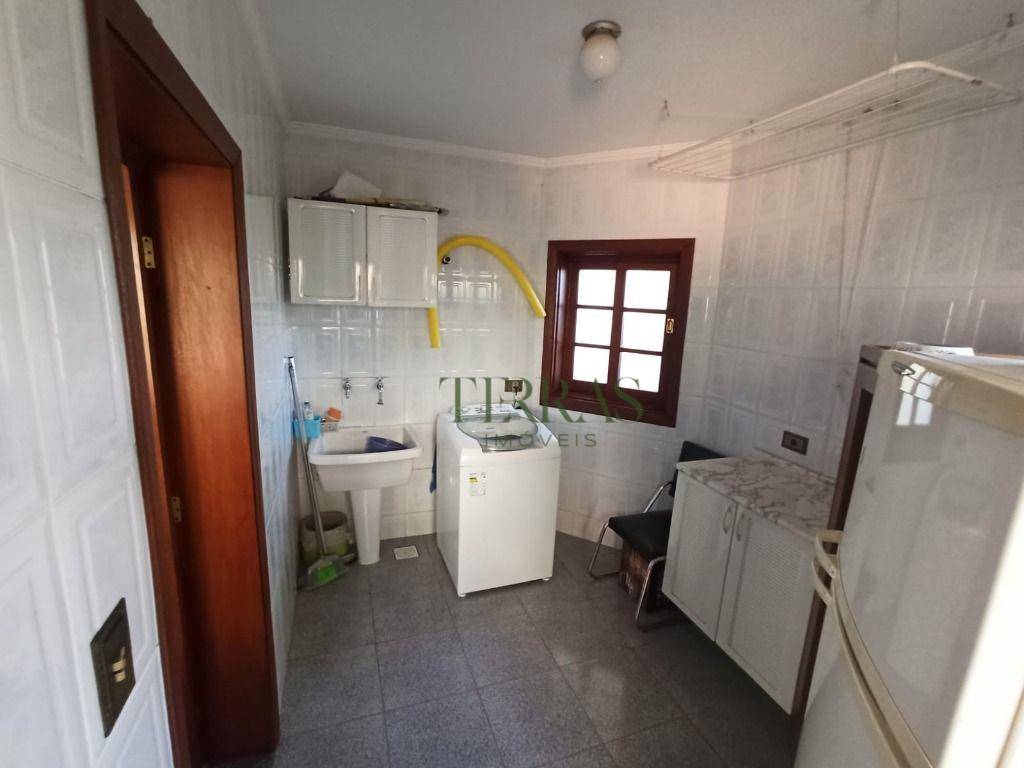 Casa de Condomínio à venda com 3 quartos, 300m² - Foto 13