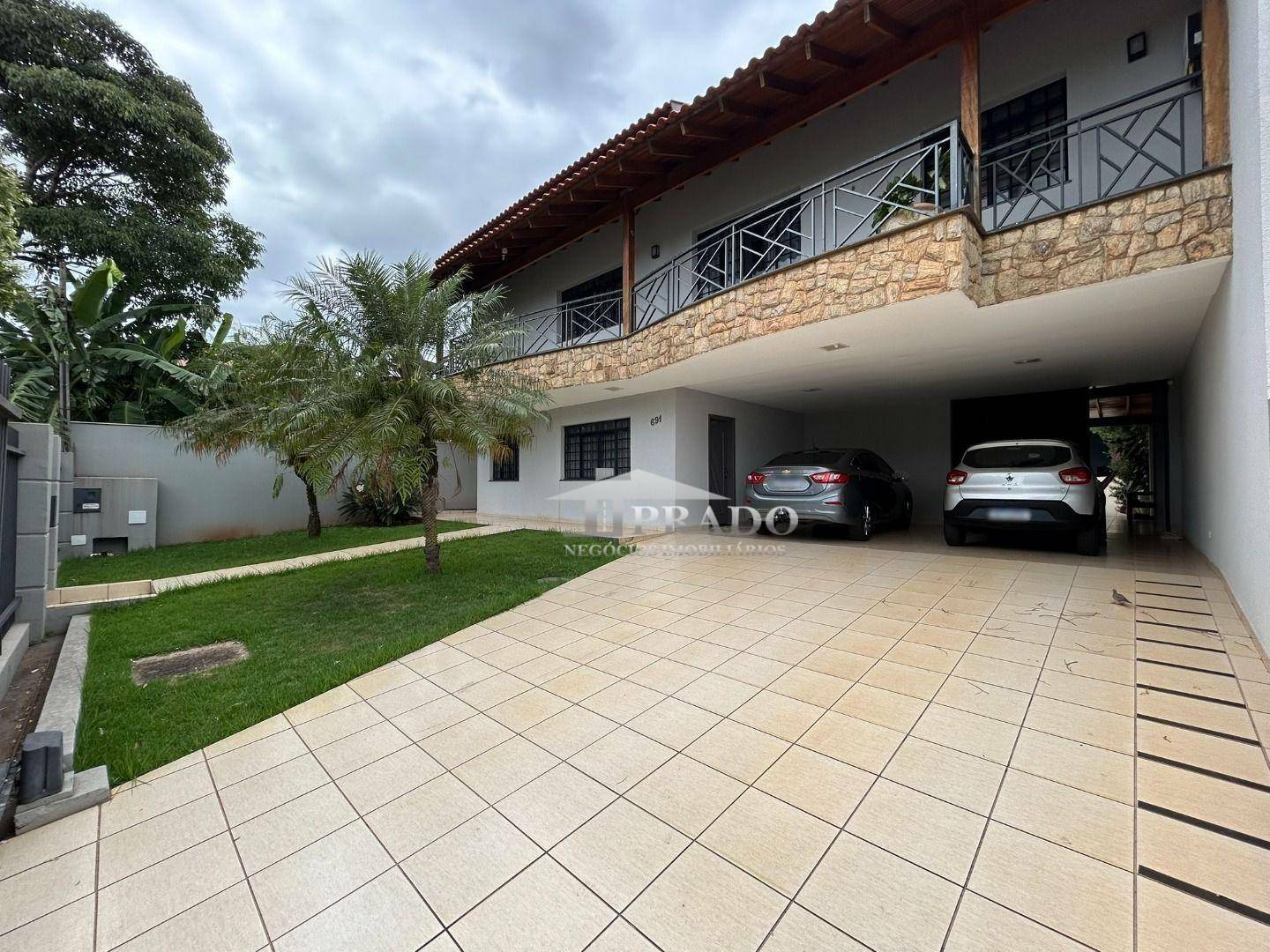 Sobrado à venda com 3 quartos, 400m² - Foto 2