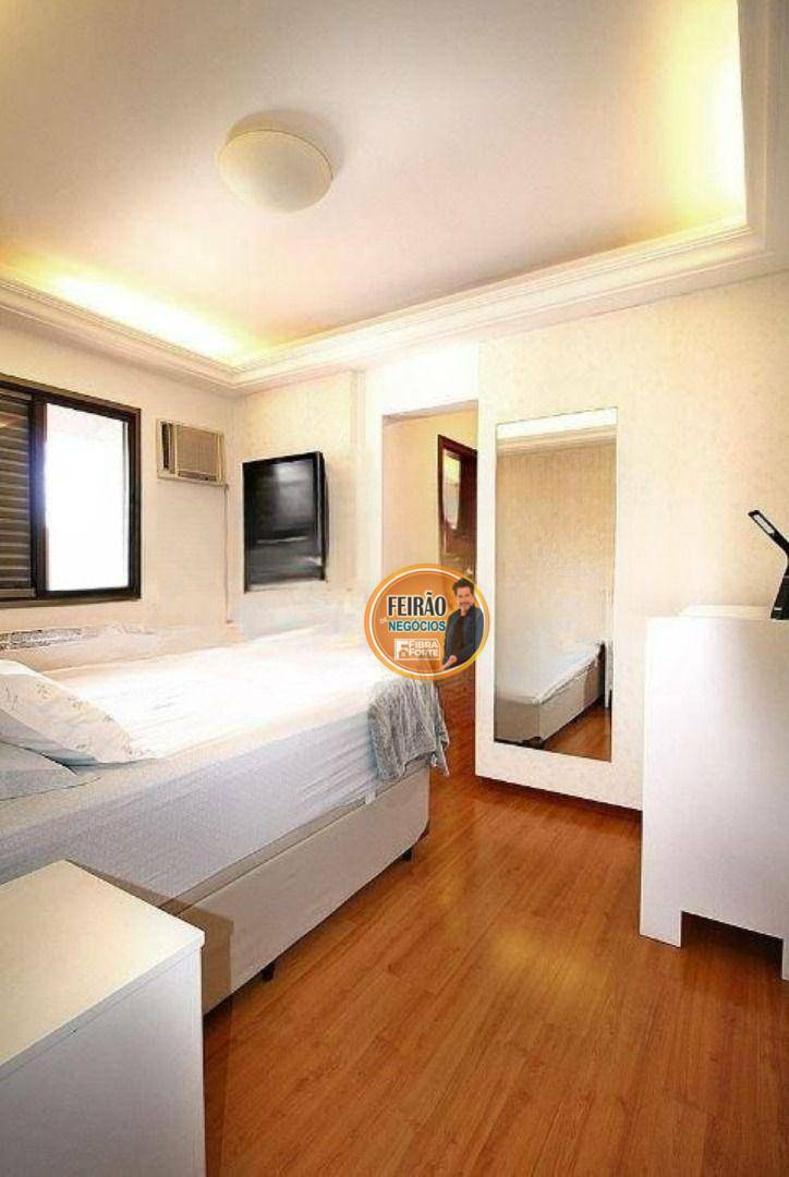 Apartamento à venda com 4 quartos, 141m² - Foto 14