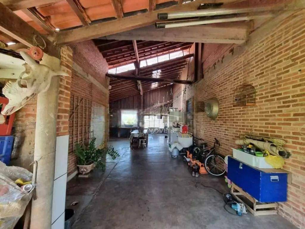 Chácara à venda com 2 quartos, 100m² - Foto 2