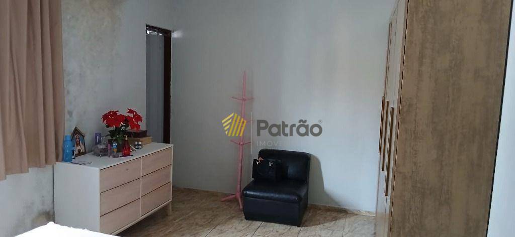 Sobrado à venda com 4 quartos, 214m² - Foto 14