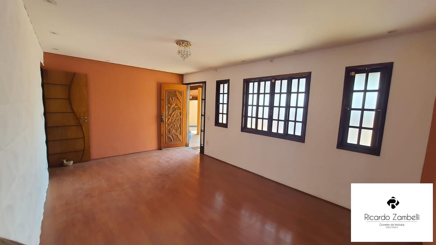 Casa à venda com 3 quartos, 300m² - Foto 3