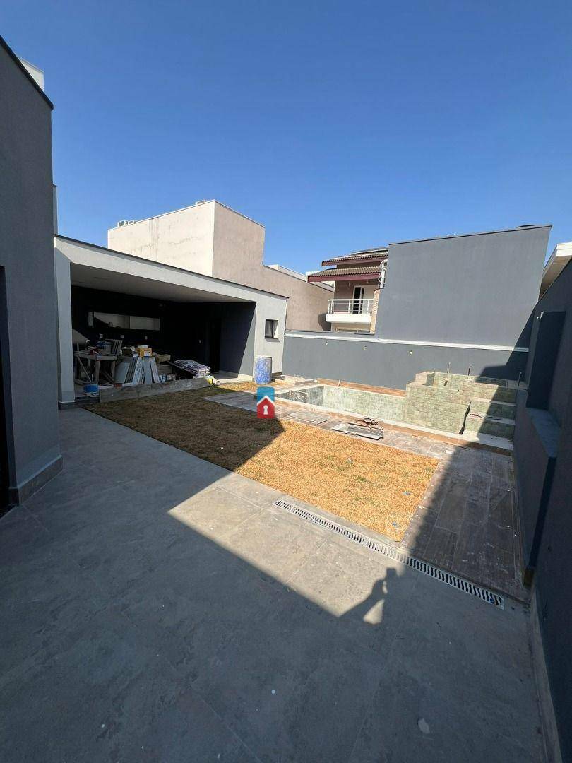 Casa de Condomínio à venda com 3 quartos, 260m² - Foto 15