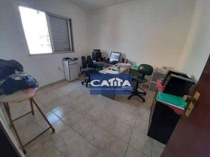 Sobrado à venda e aluguel com 3 quartos, 200m² - Foto 19