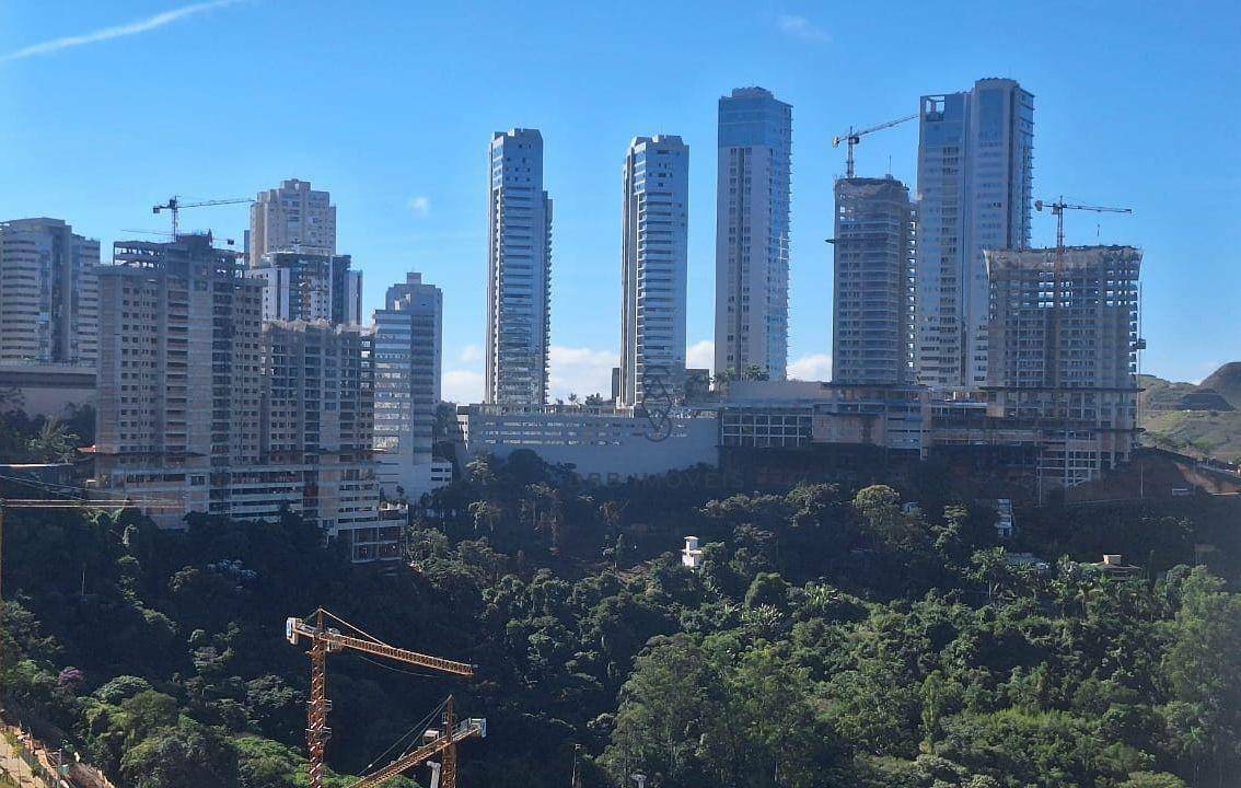 Apartamento para alugar com 3 quartos, 115m² - Foto 11