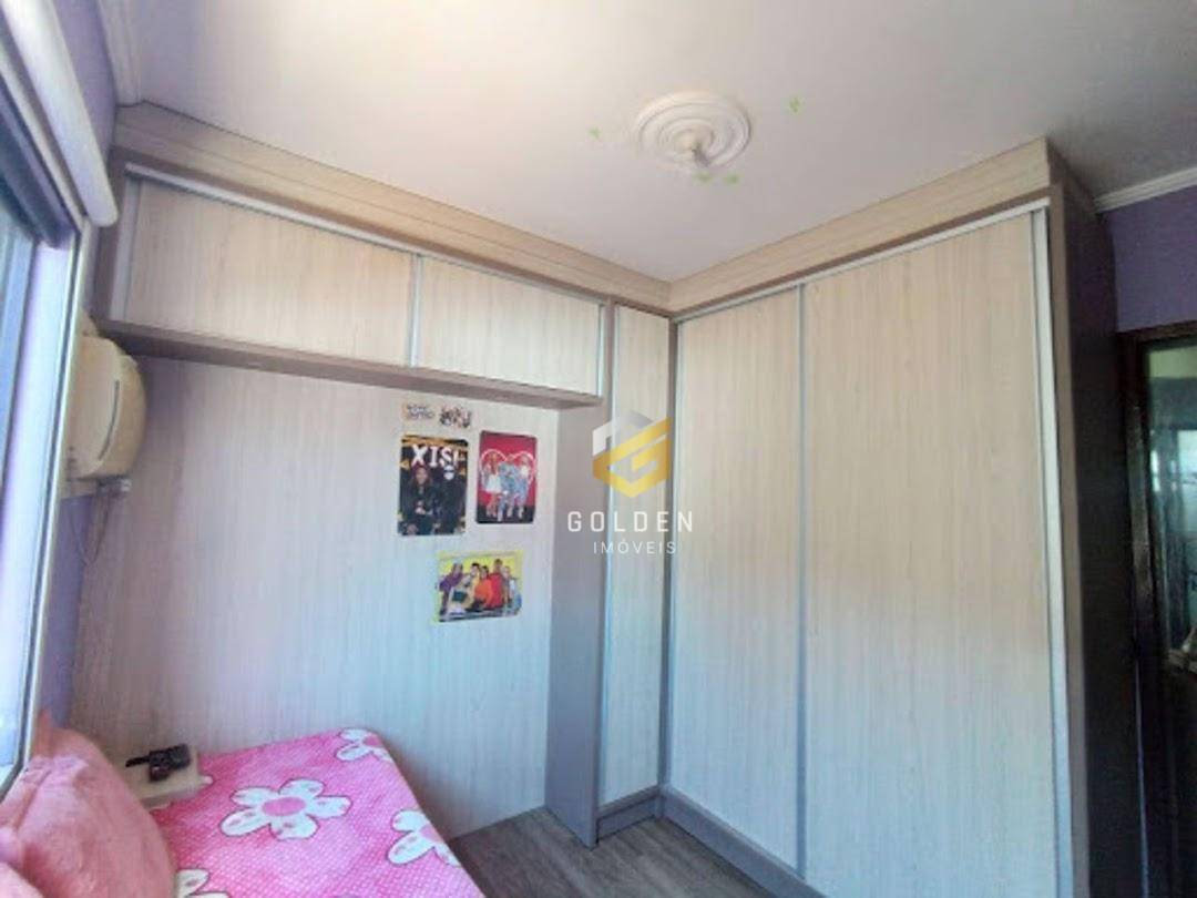 Casa à venda com 2 quartos, 190m² - Foto 4
