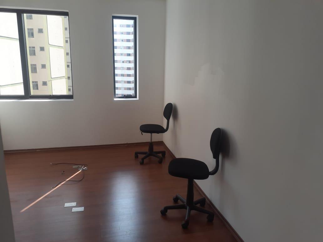 Prédio Inteiro à venda com 2 quartos, 35m² - Foto 8