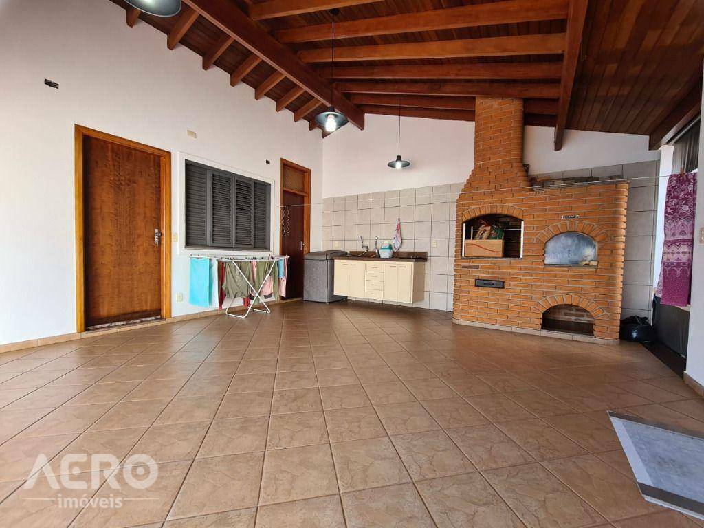 Casa à venda com 3 quartos, 280m² - Foto 6