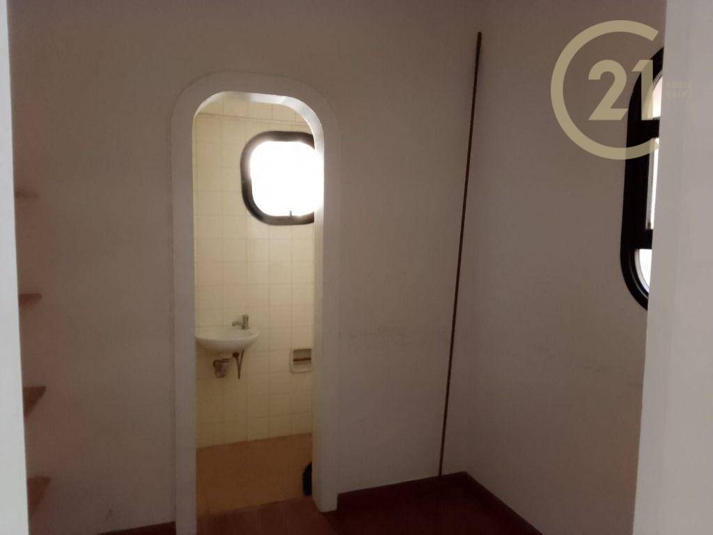 Apartamento à venda com 4 quartos, 196m² - Foto 12