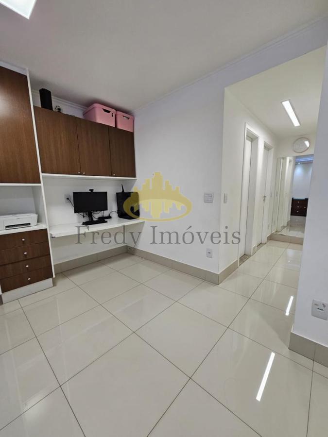 Apartamento à venda com 3 quartos, 77m² - Foto 3