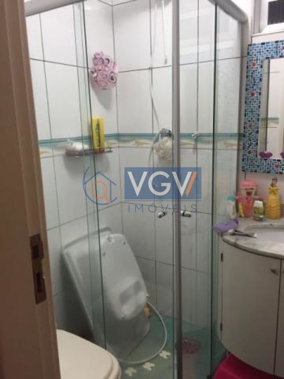 Apartamento à venda com 3 quartos, 70m² - Foto 3