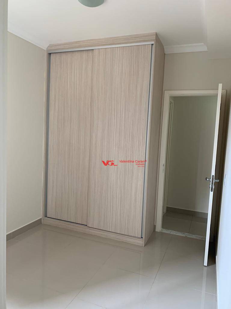 Apartamento para alugar com 3 quartos, 80m² - Foto 8