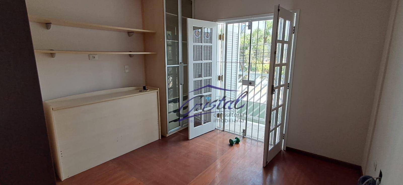 Casa à venda com 4 quartos, 155m² - Foto 30