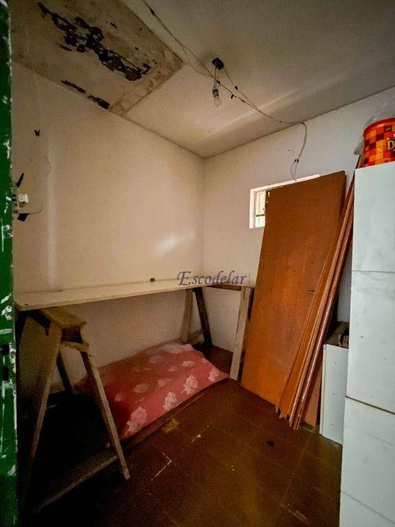 Sobrado à venda com 4 quartos, 380m² - Foto 46