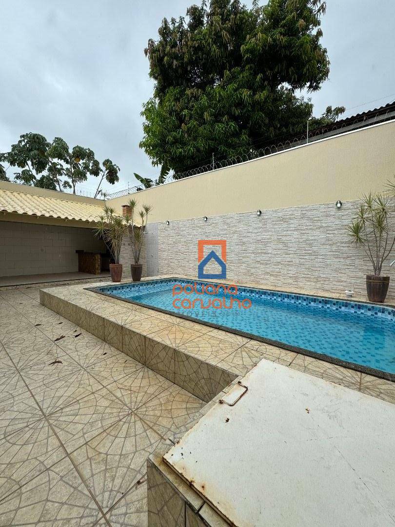 Casa à venda com 3 quartos, 220m² - Foto 5