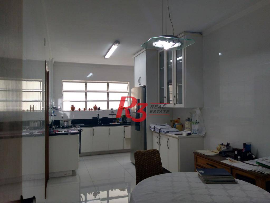 Apartamento à venda com 4 quartos, 150m² - Foto 3