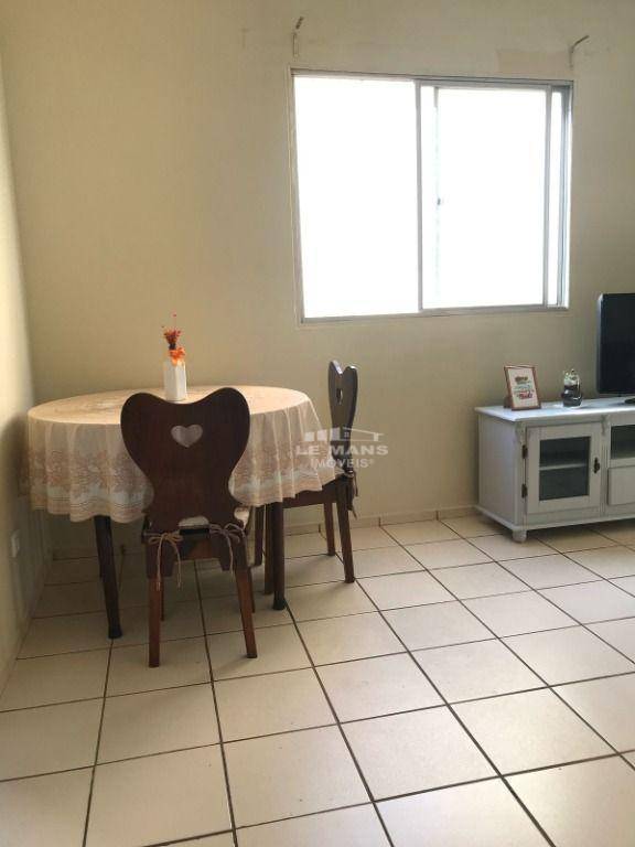 Apartamento à venda com 2 quartos, 48m² - Foto 14
