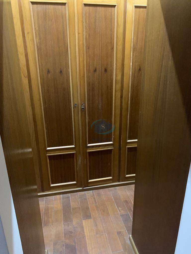 Apartamento à venda com 3 quartos, 192m² - Foto 7