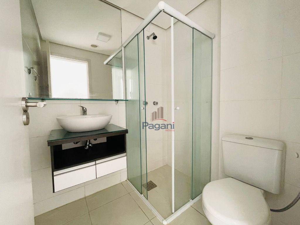 Apartamento para alugar com 2 quartos, 80m² - Foto 7