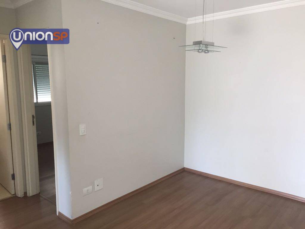 Apartamento à venda com 2 quartos, 62m² - Foto 3