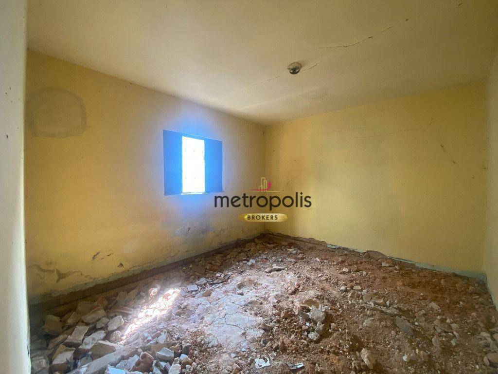 Casa à venda com 2 quartos, 200m² - Foto 12