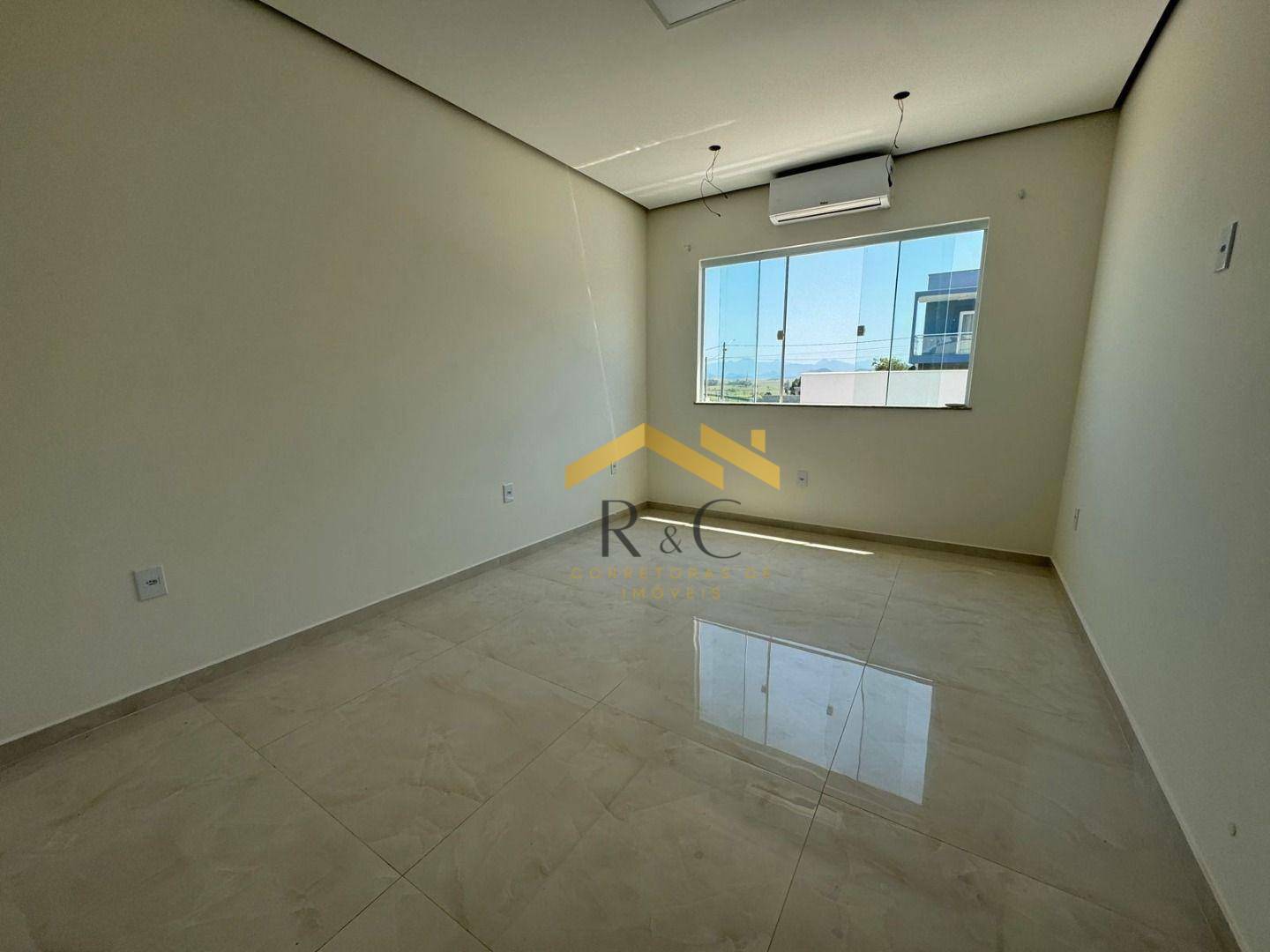 Casa para alugar com 3 quartos, 230m² - Foto 18