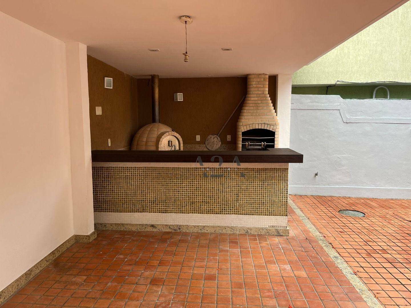 Casa à venda com 4 quartos, 357m² - Foto 10
