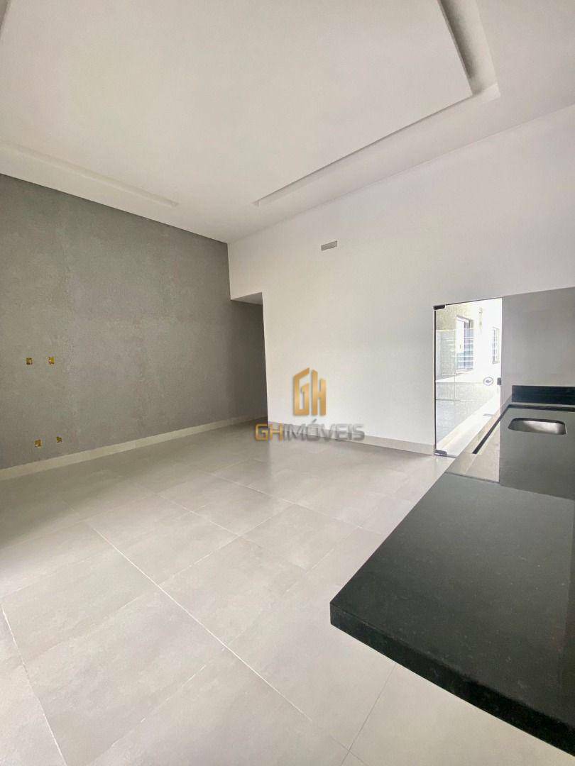 Casa à venda com 3 quartos, 117m² - Foto 12