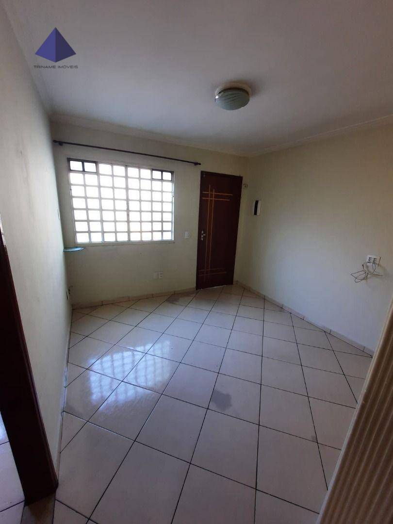 Casa à venda com 2 quartos, 42m² - Foto 1