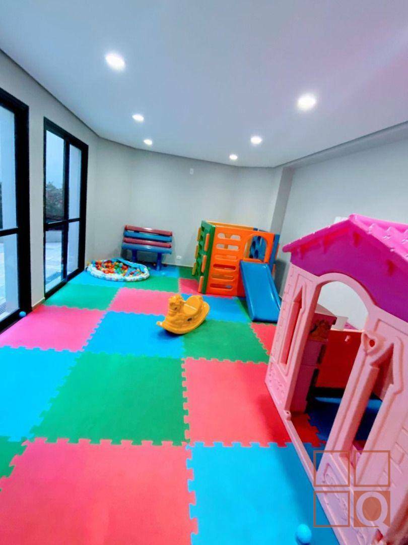 Apartamento à venda com 3 quartos, 124m² - Foto 11