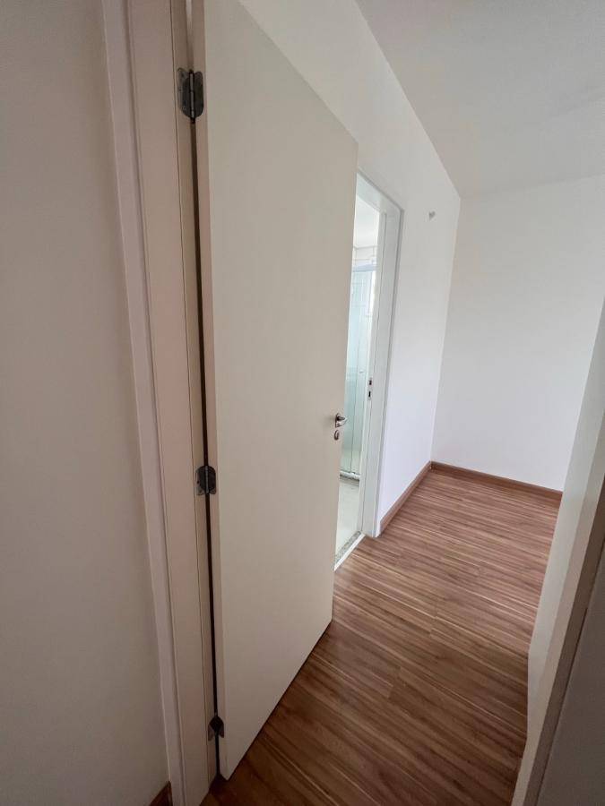 Apartamento para alugar com 2 quartos, 60m² - Foto 12