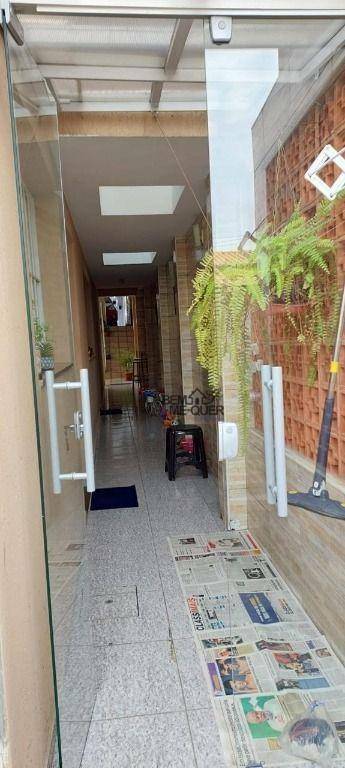 Sobrado à venda com 2 quartos, 165m² - Foto 32